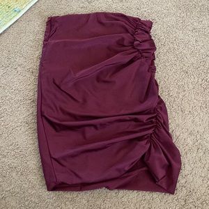 Mini skirt from superdown! size xxs color: Maroon